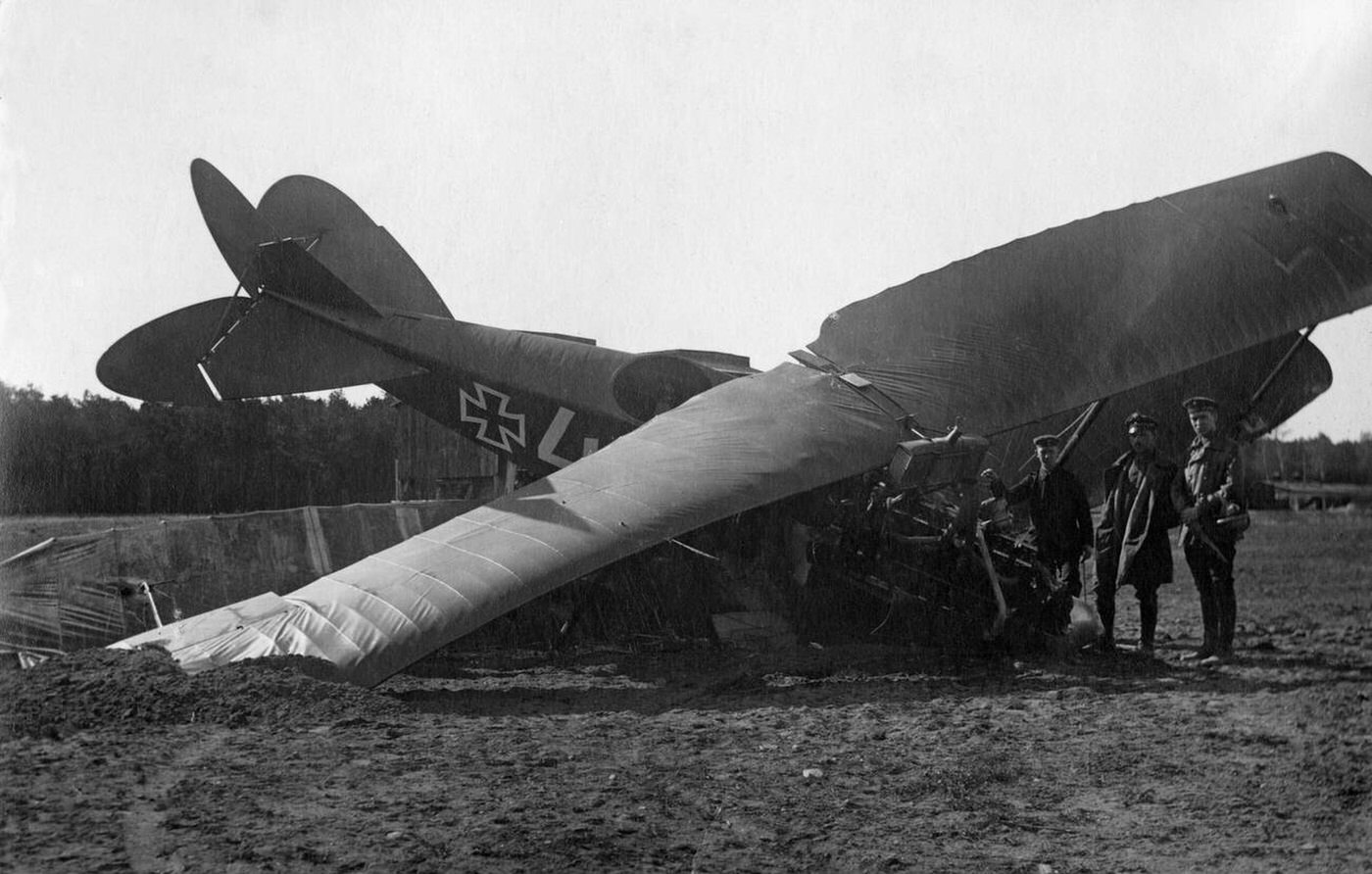 Crashed German Albatros type aircraft, 1917.