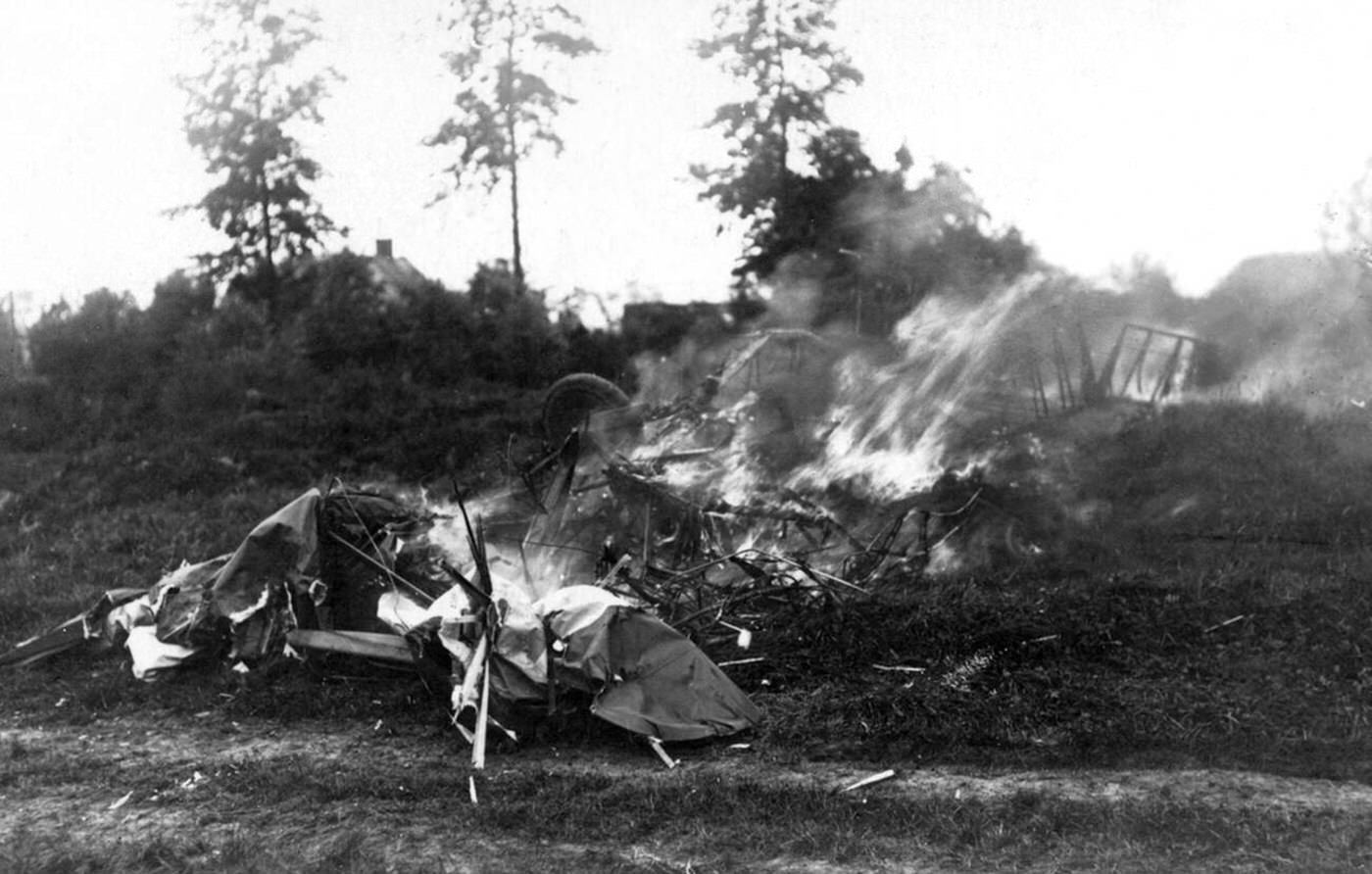 Flaming Toll, 1917.