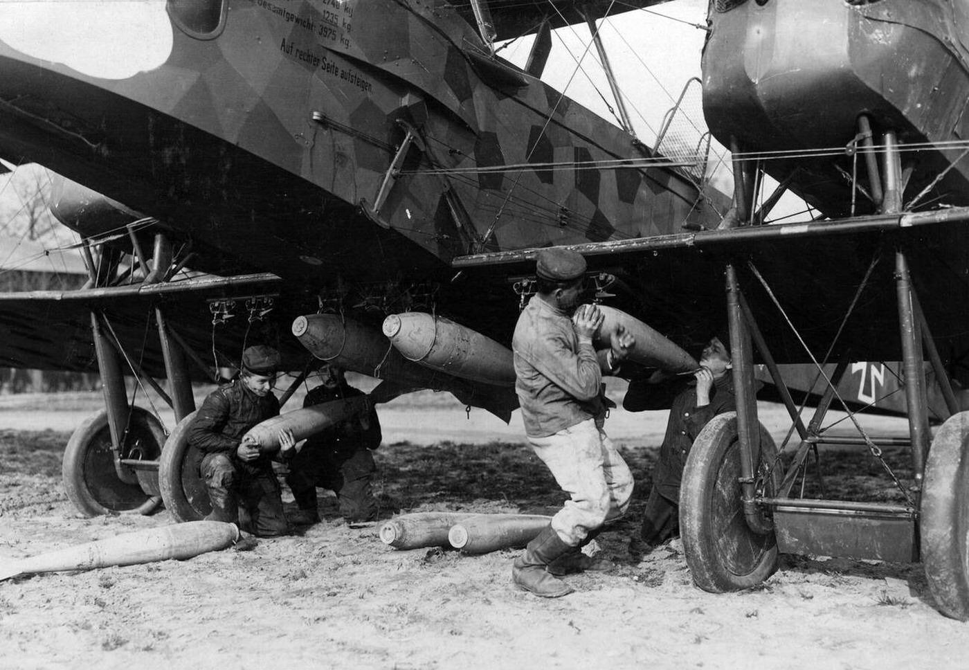 German bombers, 1918.