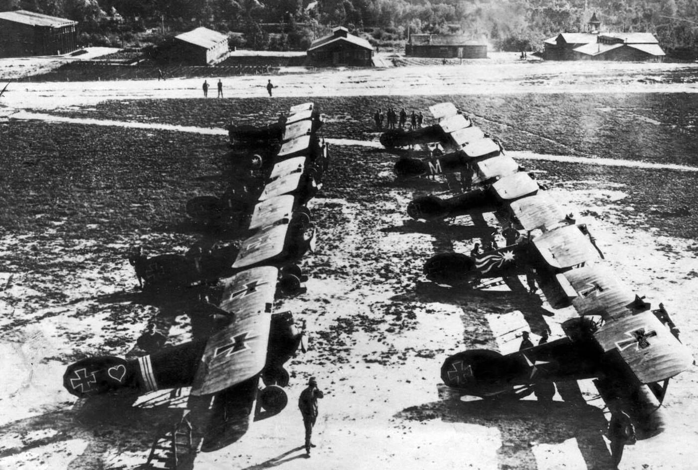 German fighters at the Italian front, 1918.