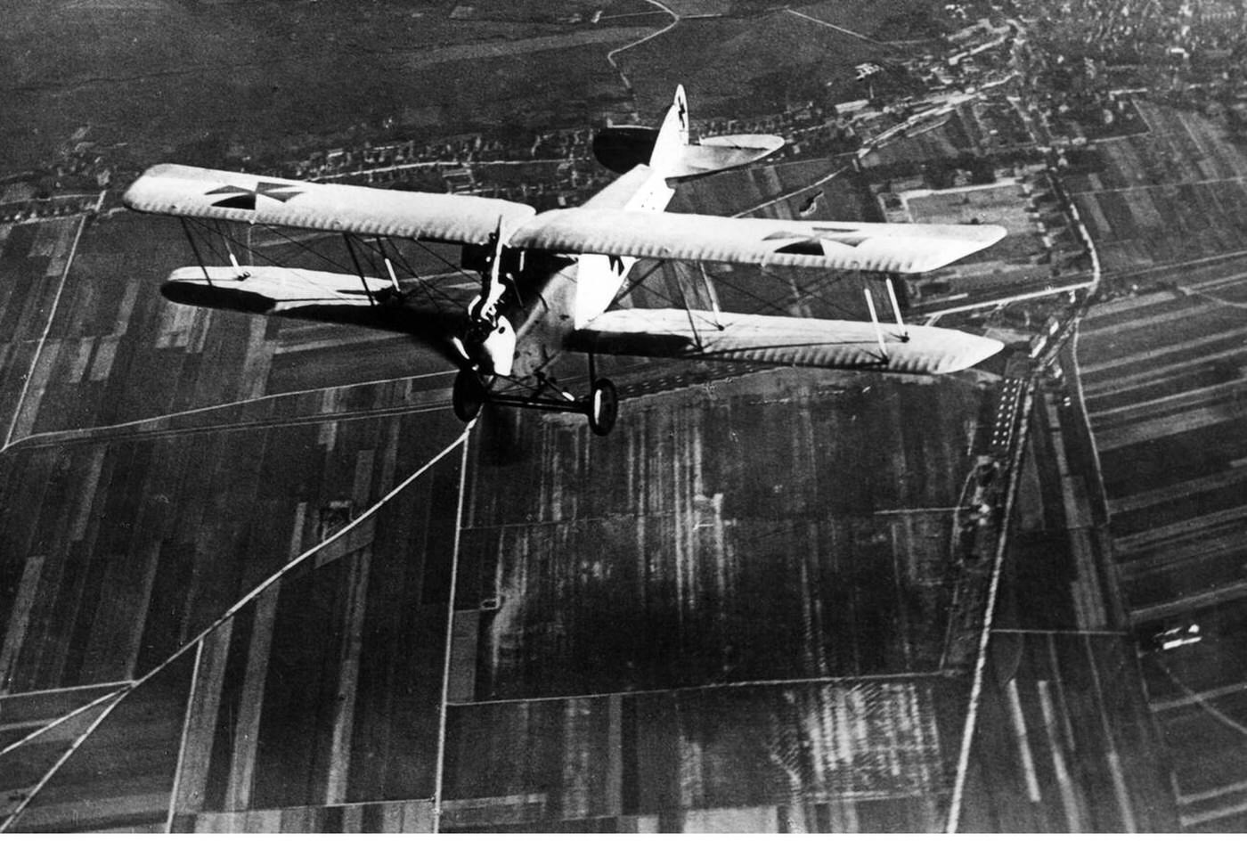German reconnaissance plane, probably Albatros C.III in flight, 1916.