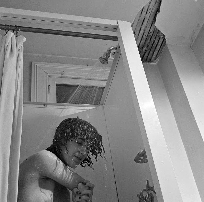 The shower bath in a boardinghouse