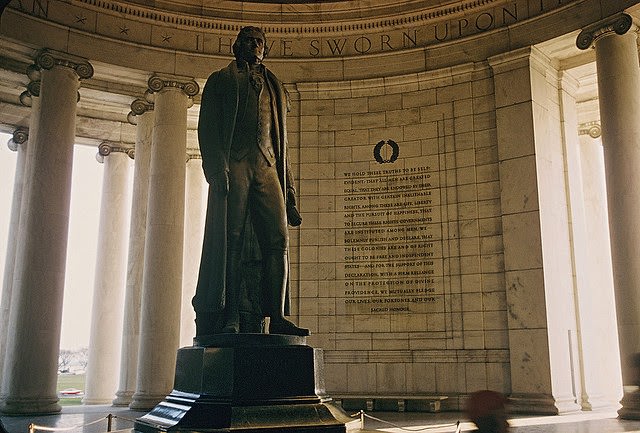 Thomas Jefferson statue, Jefferson Memorial.