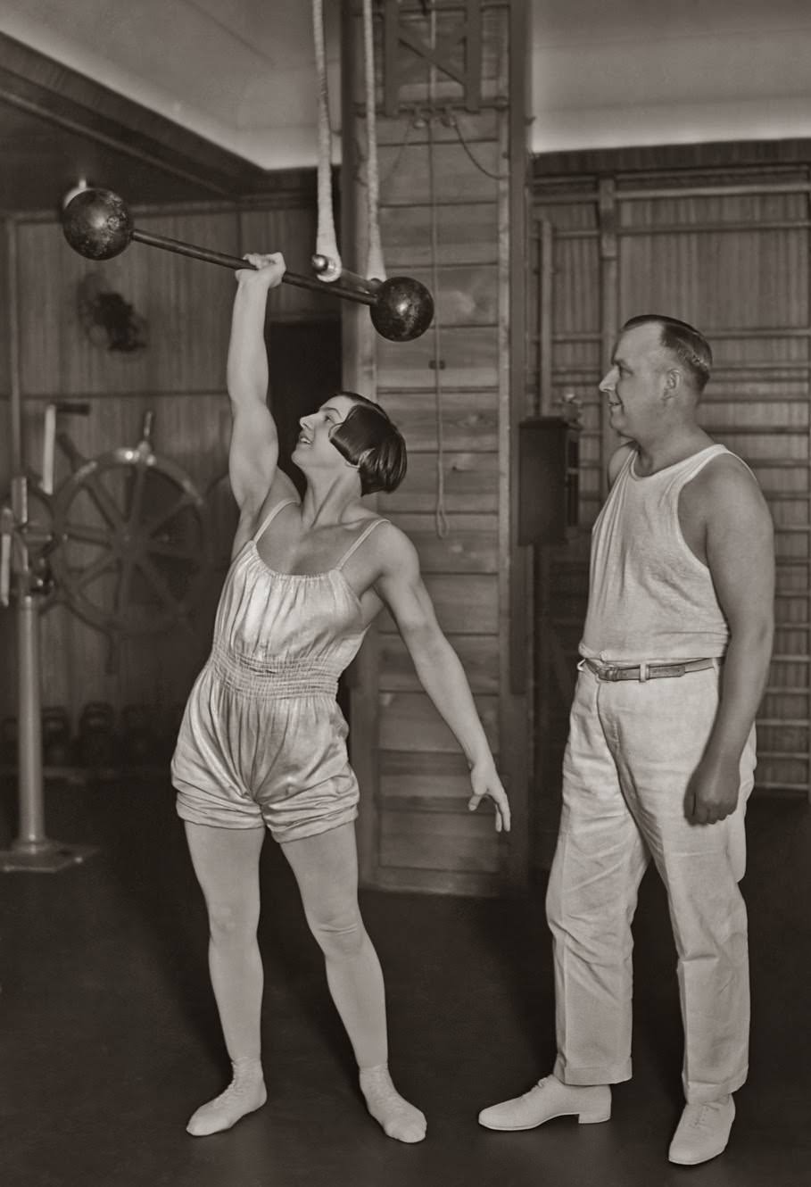 The 1930s Women’s Workout Craze You’ve Never Seen in a Modern Gym