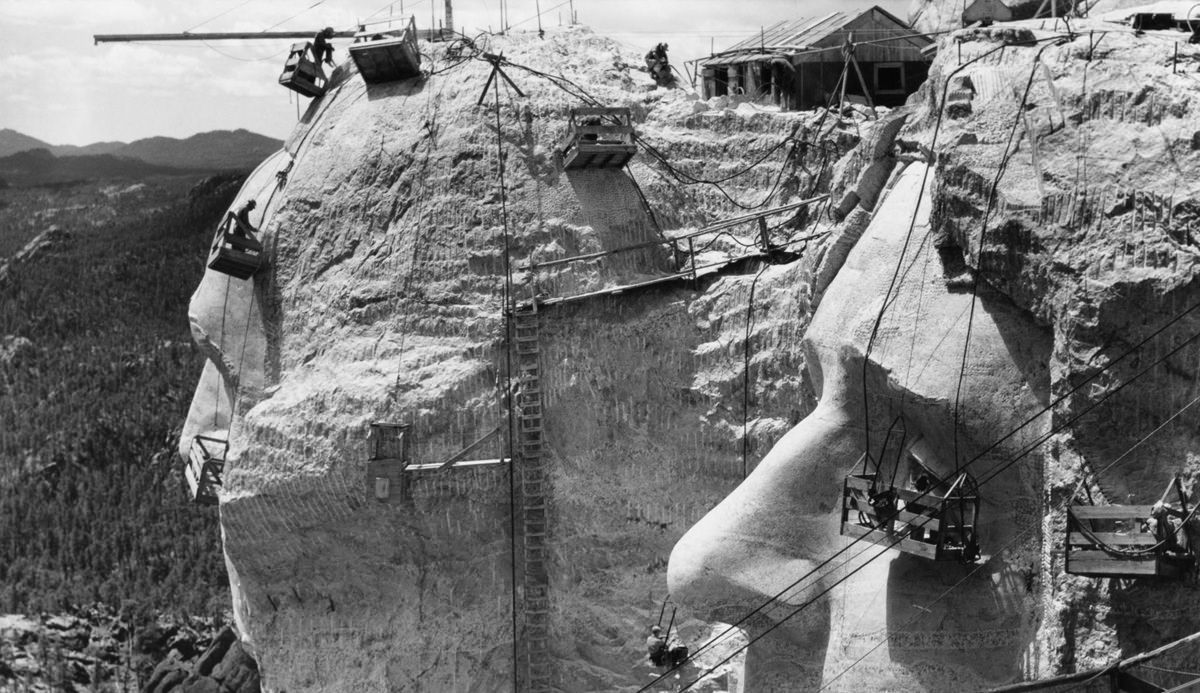 Mount Rushmore construction 1930s