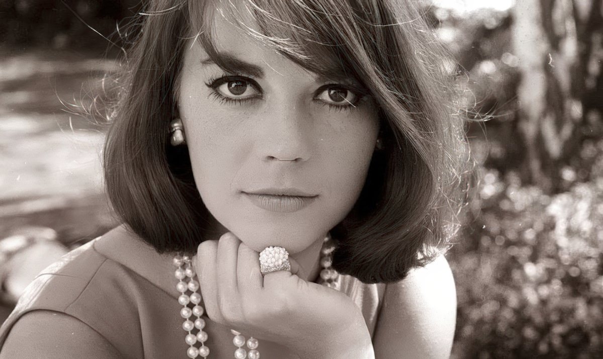 Natalie Wood 1965 by Angelo Frontoni