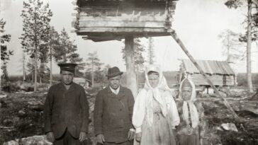 Russian Village 1910s