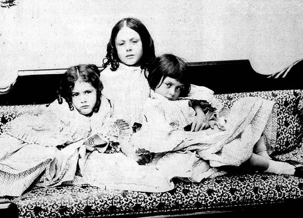 Alice Liddell (right) with sisters Edith Mary Liddell and Ina Liddell, ca. 1859.