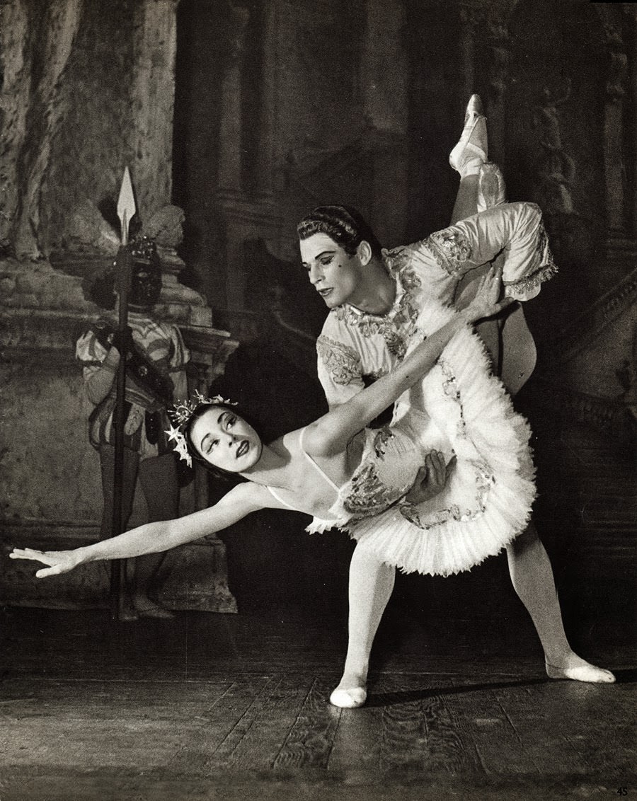 Beautiful and Dramatic Vintage Ballet Portraits Taken by Photographer Serge Lido
