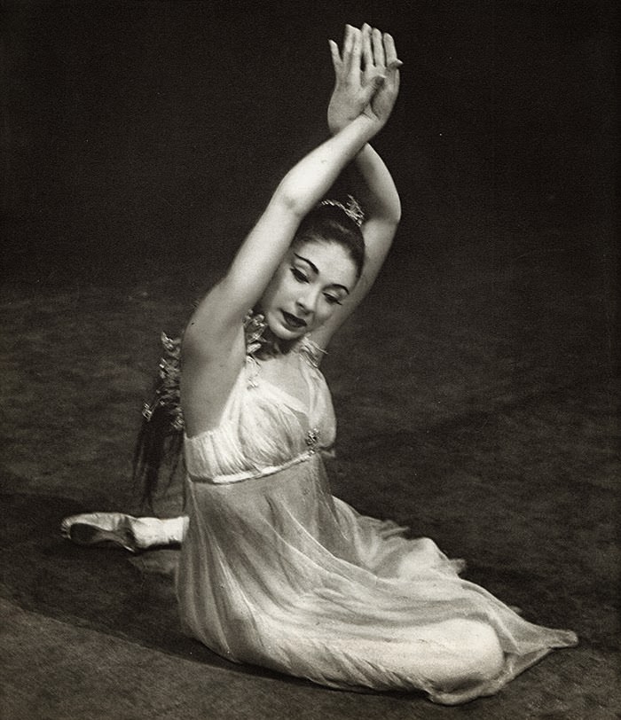 Beautiful and Dramatic Vintage Ballet Portraits Taken by Photographer Serge Lido