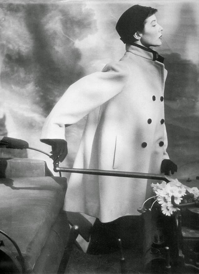 Cristóbal Balenciaga’s Mid-Century Vision: Fashion That Reshaped the 1940s and 1950s Silhouette