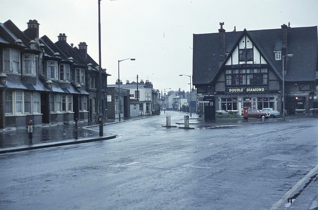 From Brighton Rd towards Southbridge Rd (on left) & South End (right). Blue Anchor pub.