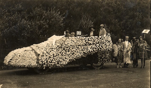 From Cars to Bicycles: Adorable Vintage Decorated Vehicles from Between the 1910s to 1920s