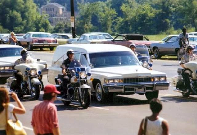 Remembering August 16, 1977: How America Reacted When Elvis Presley Passed Away