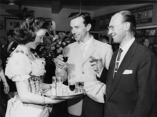 Entertainer Eddie Fisher at the launch of the 'Stage And Screen Department' 1950s