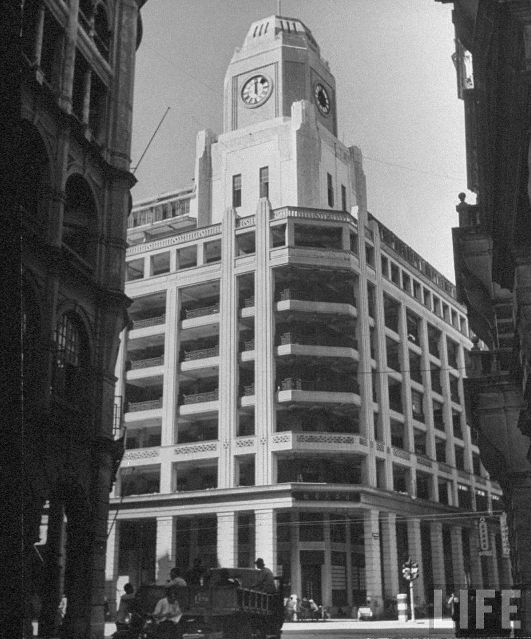 Exterior of the Gloucester and Hong Kong Hotel.