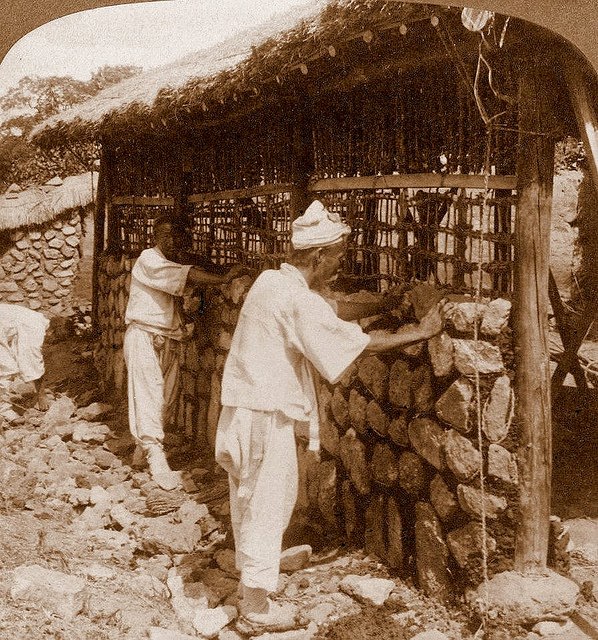 Historic Photos Show Life in Korea from the 1900s