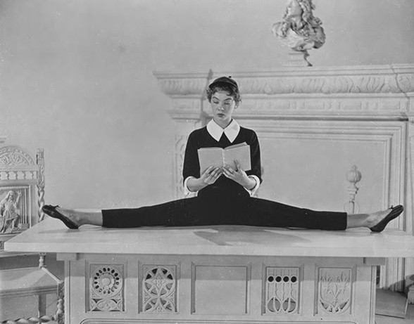 The French Star Who Charmed America: A Photographic Journey Through Leslie Caron's Golden Age