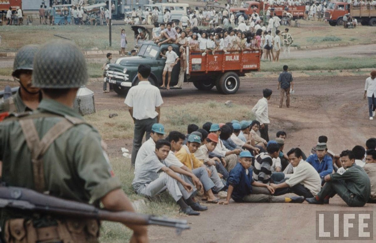 Fascinating Vintage Photos Show Everyday Life in Indonesia in 1972