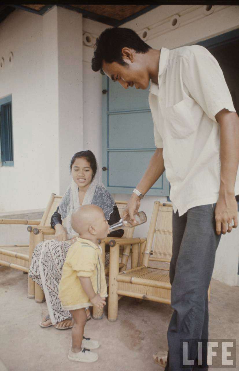 Fascinating Vintage Photos Show Everyday Life in Indonesia in 1972