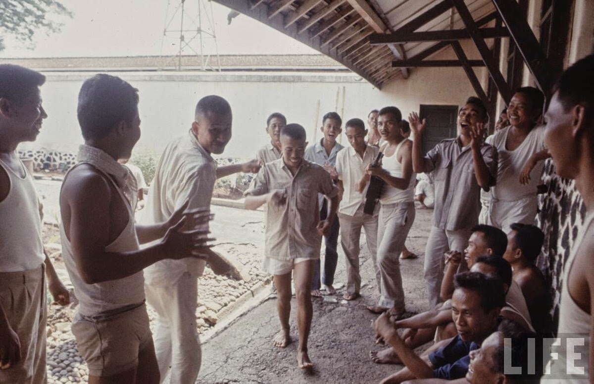 Fascinating Vintage Photos Show Everyday Life in Indonesia in 1972