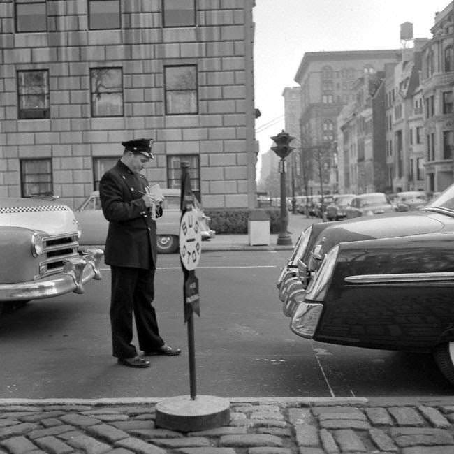A Rare and Intimate Look at Life in New York City During the Early 1950s by Frank Oscar Larson