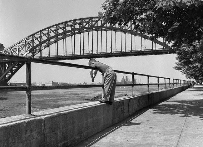 A Rare and Intimate Look at Life in New York City During the Early 1950s by Frank Oscar Larson