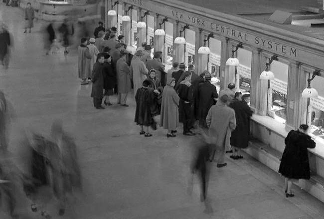 A Rare and Intimate Look at Life in New York City During the Early 1950s by Frank Oscar Larson