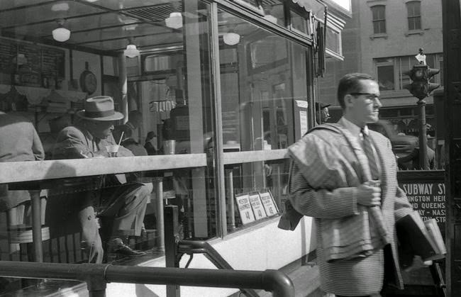 A Rare and Intimate Look at Life in New York City During the Early 1950s by Frank Oscar Larson