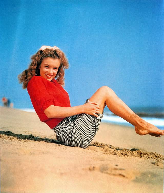 The Brunette in the Flannel Shirt: The Forgotten Road Trip That Captured Norma Jeane Before She Became Marilyn