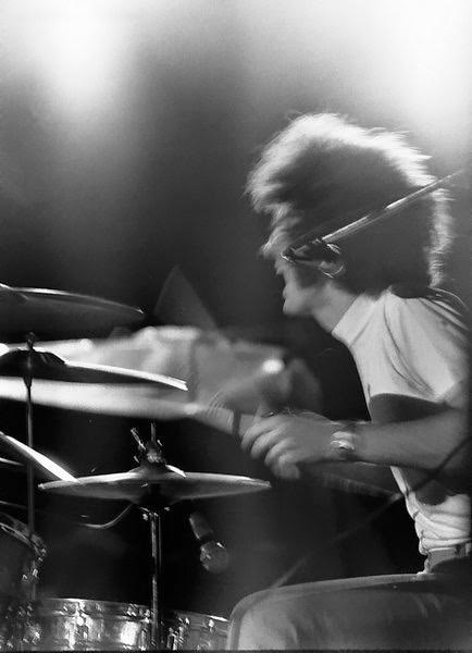 40 Degrees and No Food: How 40,000 Music Fans Survived the Forgotten Festival of November 1969