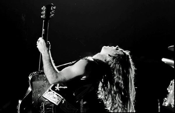 40 Degrees and No Food: How 40,000 Music Fans Survived the Forgotten Festival of November 1969