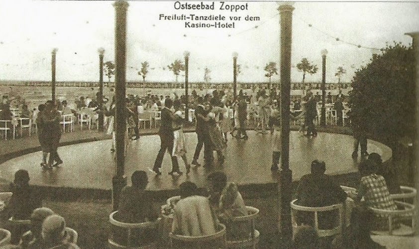 On stage before the Kasino Hotel, 1930s.