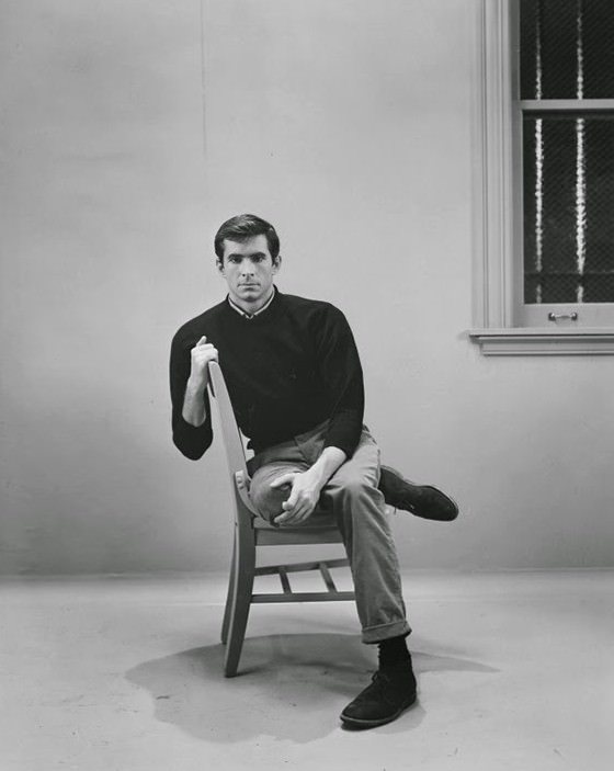 Wonderful Behind-the-Scenes Photos from the Set of Alfred Hitchcock's Psycho (1960)