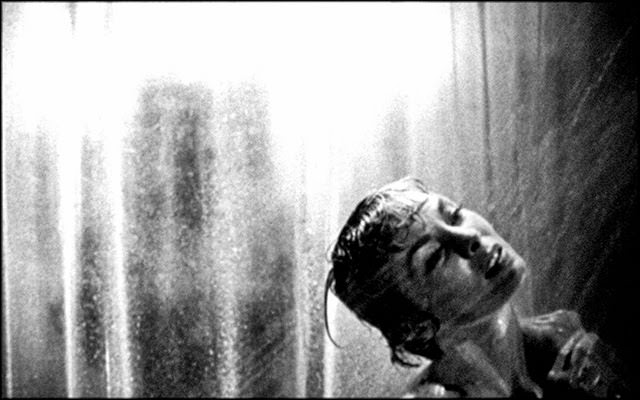 Wonderful Behind-the-Scenes Photos from the Set of Alfred Hitchcock's Psycho (1960)