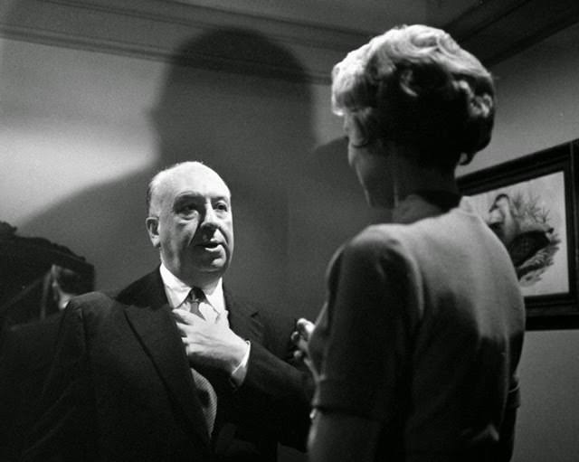 Wonderful Behind-the-Scenes Photos from the Set of Alfred Hitchcock's Psycho (1960)