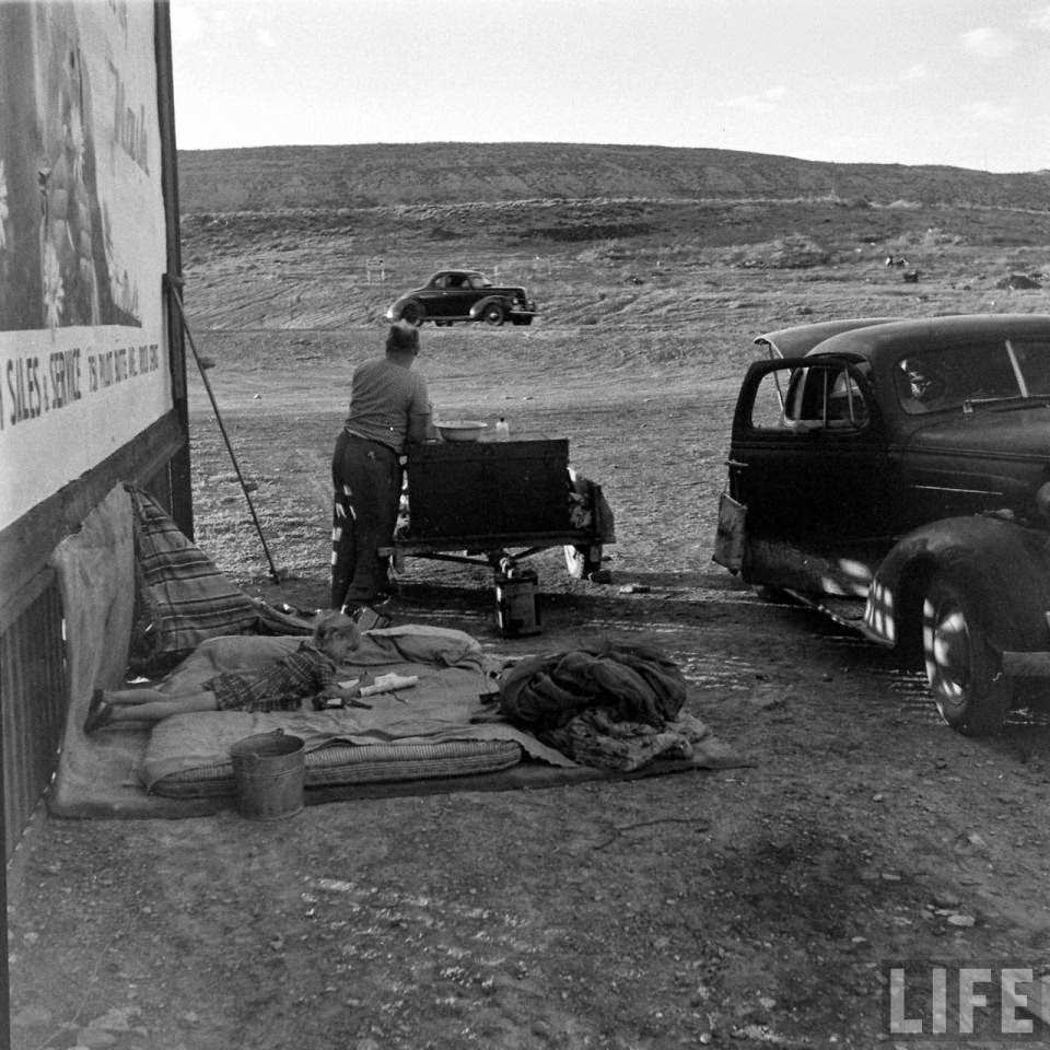 Allan Grant’s Lost Photos from Route 30: A Visual Journey Through Nebraska and Wyoming After World War II