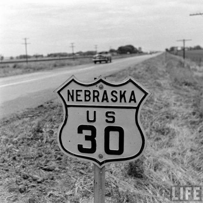 Allan Grant’s Lost Photos from Route 30: A Visual Journey Through Nebraska and Wyoming After World War II