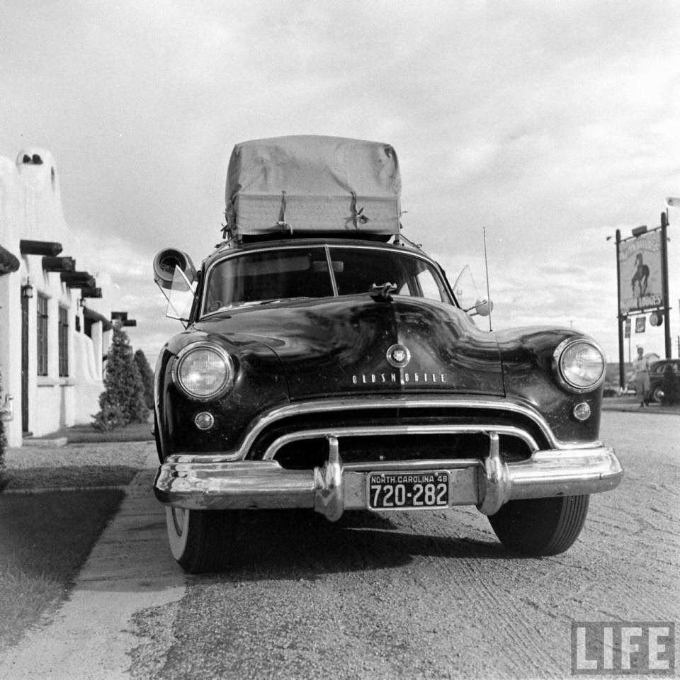 Allan Grant’s Lost Photos from Route 30: A Visual Journey Through Nebraska and Wyoming After World War II