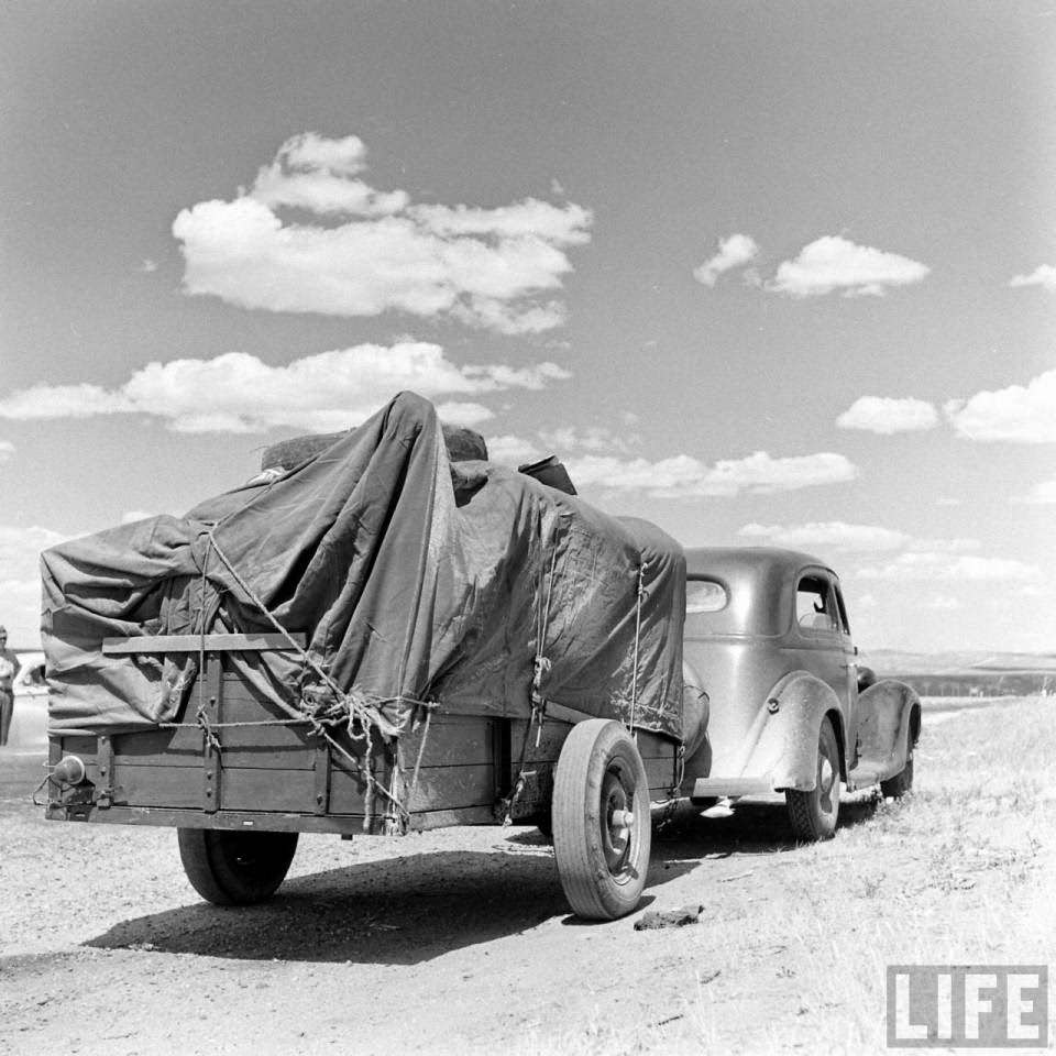 Allan Grant’s Lost Photos from Route 30: A Visual Journey Through Nebraska and Wyoming After World War II