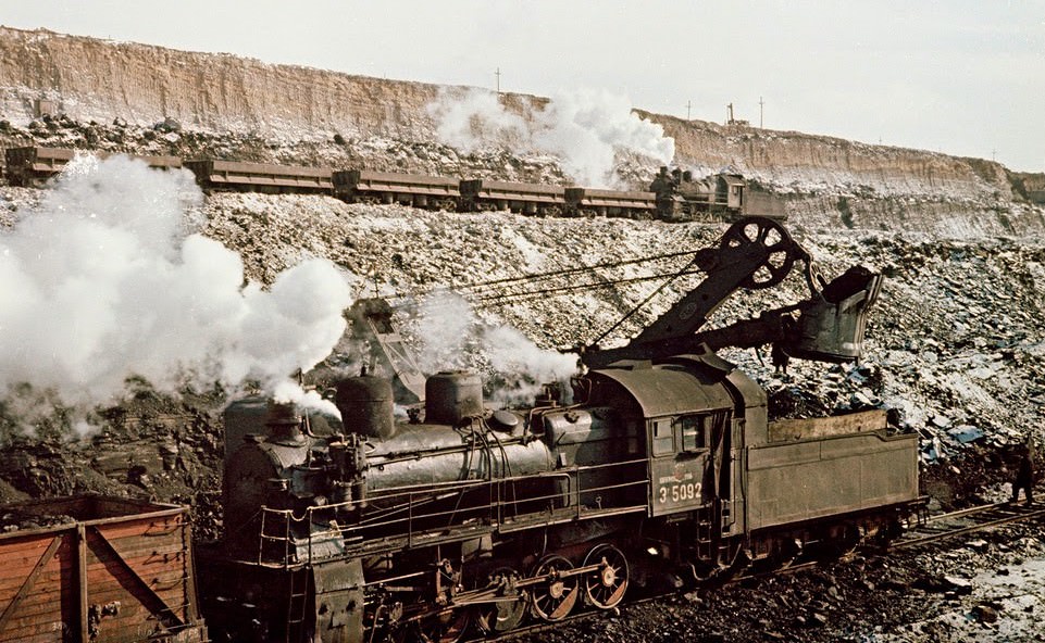 The 1950s in High Definition: Seeing the Soviet Union Through the Lens of Semyon Fridland