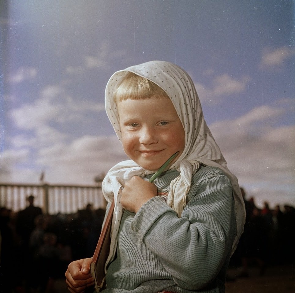The 1950s in High Definition: Seeing the Soviet Union Through the Lens of Semyon Fridland