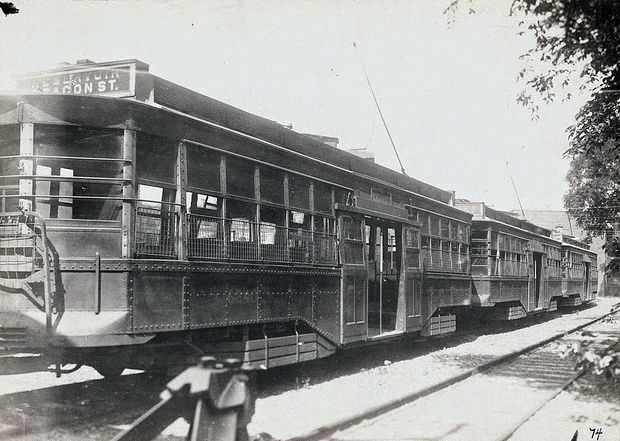 Articulated surface and subway cars, Boston Elevated Railway