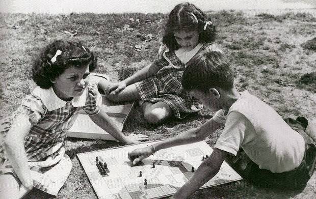 A game of parcheesi at the Irving School playground in Highland Park, 1948
