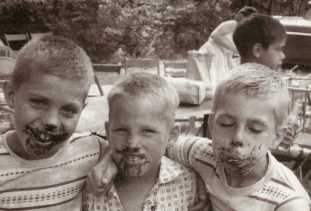 The Watchung Chemical Engine Co.'s annual summer picnic included a pie-eating contest with top finishers from 1961