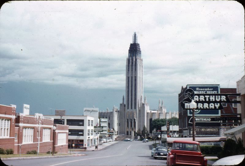 Boston Ave., looking south from 12th, Oklahoma, 1958