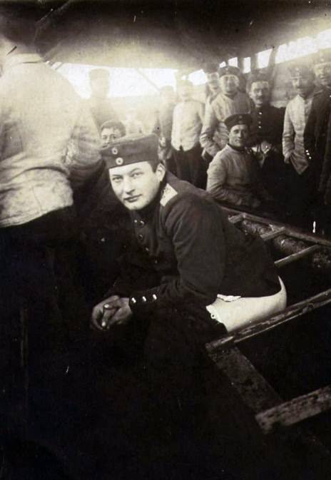 When the Shooting Stopped: Rare Photos of Soldiers of WWI Singing, Playing, and Living