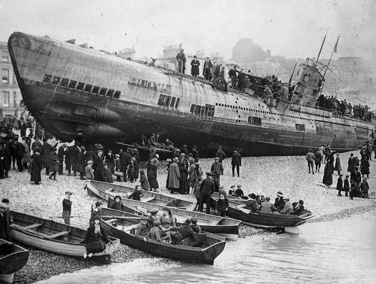 A German U-boat stranded on the South Coast of England after its surrender, 1918.