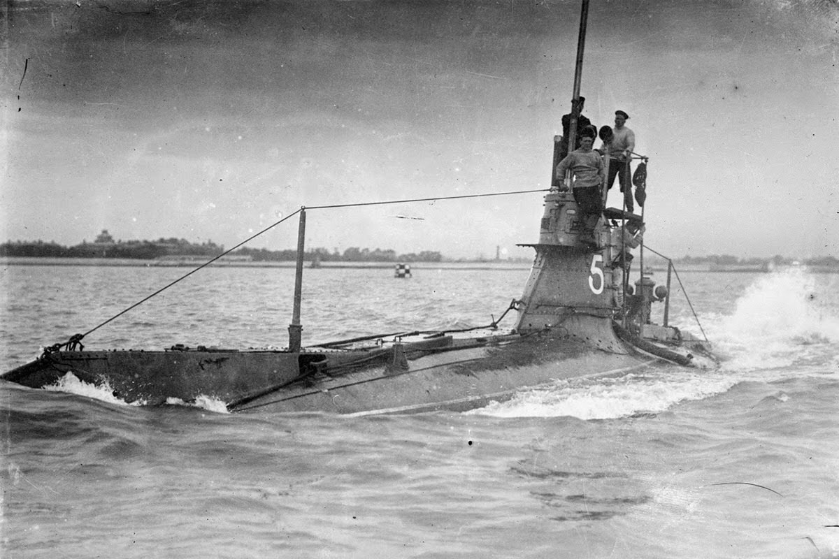 British submarine HMS A5, part of the first British A-class of submarines used in World War I for harbor defense, suffered an explosion only days after its commissioning and did not participate in the war, 1905.