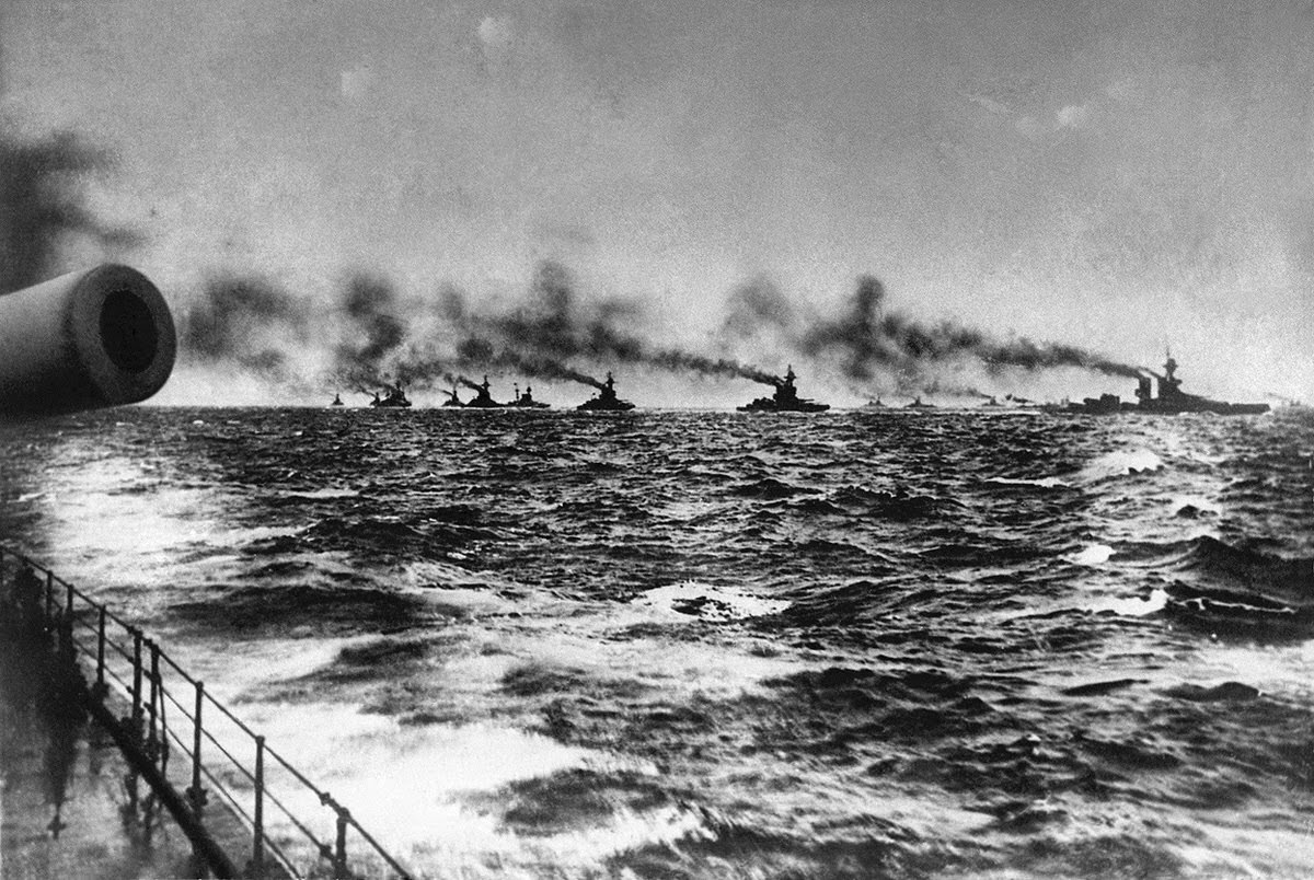 The British Grand Fleet under Admiral John Jellicoe on its way to meet the Imperial German Navy's fleet for the Battle of Jutland in the North Sea, May 1916.